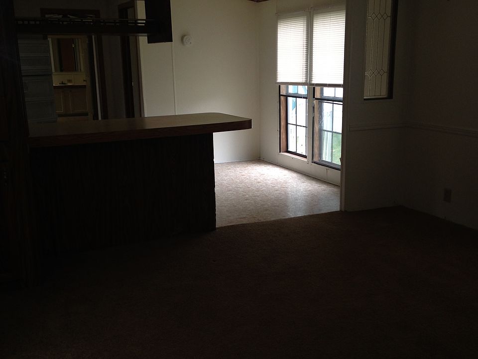 2nd image of 1507 Coachlight Ct