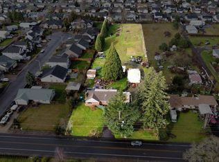 829 Toliver Rd, Molalla, OR 97038