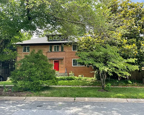 6207 Landon Ln Photo 1