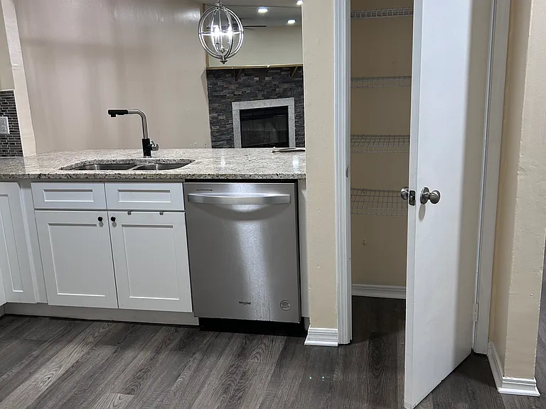 5805 Liska Dr — Photo 51