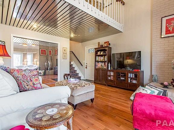 5th image of 7247 N Lakeside Ct #24