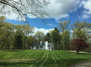 2350 Crooked Mile Rd, Columbus, OH 43230