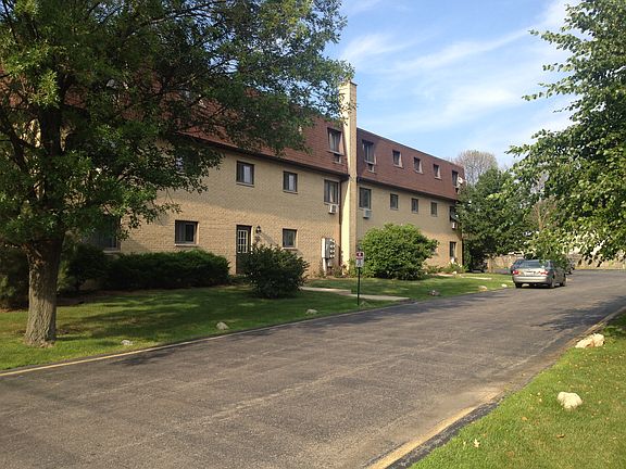 2nd image of 112 Olesen Dr APT 100