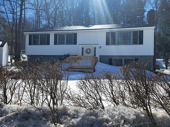 4th image of 31 Clay Hill Road