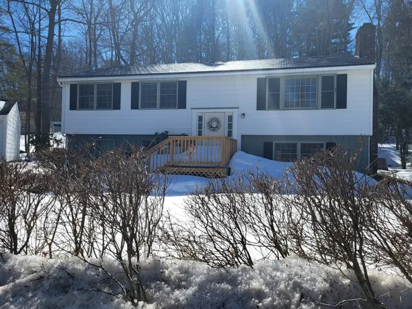 31 Clay Hill Road, York, ME 03902
