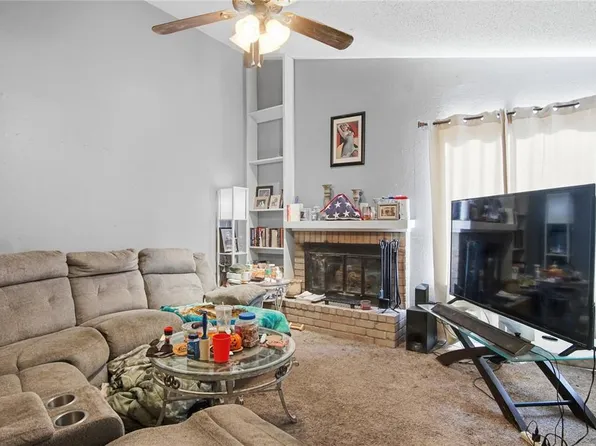 9757 Hefner Village Blvd, Oklahoma City, OK 73162