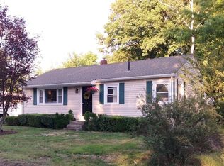 340 Douglas Rd, Lowell, MA 01852