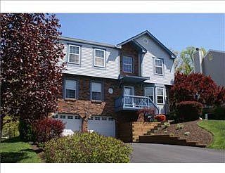 1st image of 645 Huntington Dr