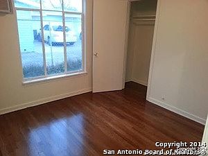 5th image of 654 Aurora Ave