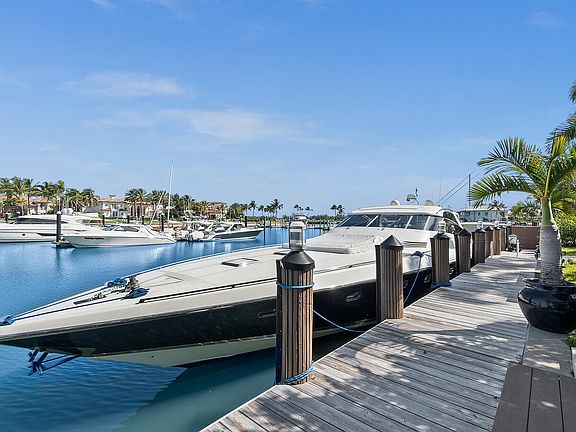 5th image of 6819 SE South Marina Way