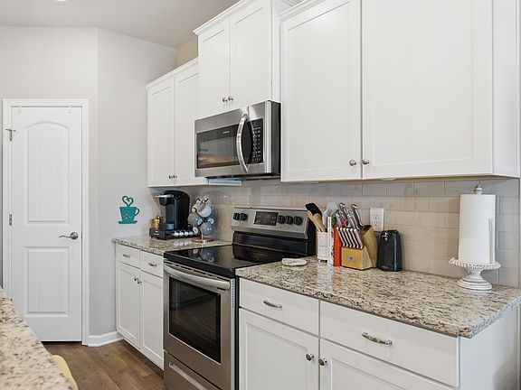 5th image of 5005 Percival Dr