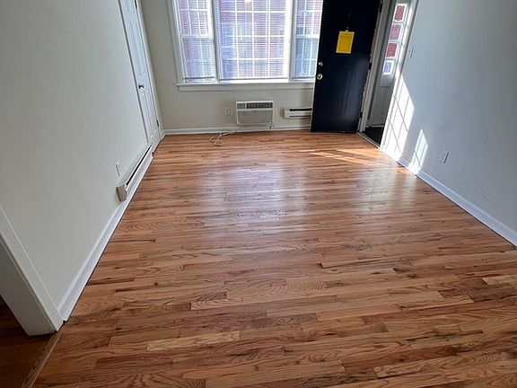 2nd image of 2603 5th Ave