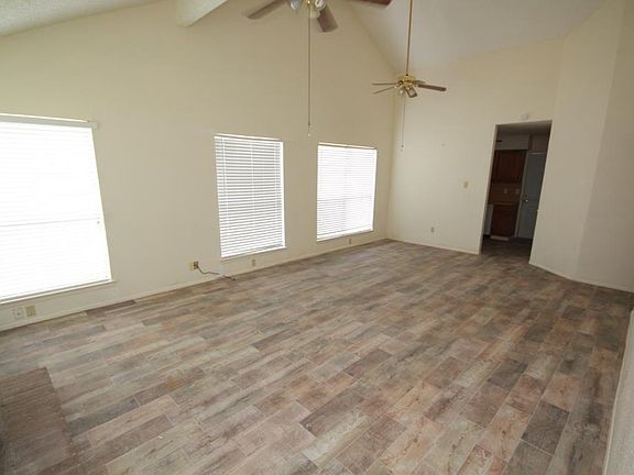4th image of 22618 Elkana Deane Ln