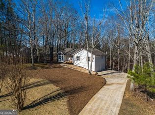 880 White Stag Ln, Canton, GA 30115