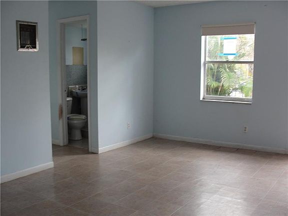 4th image of 4507 NW 191st Ter #0