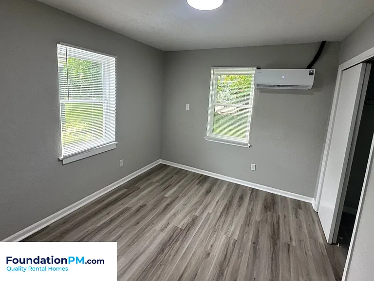 869 N Bingham St #1 — Photo 8