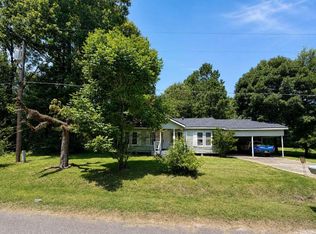 1303 Hopkins Dr, Jasper, TX 75951