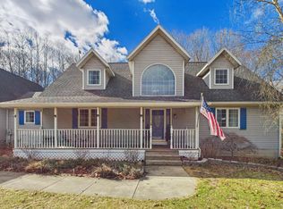 10345 Red Oak Rdg, Howard City, MI 49329