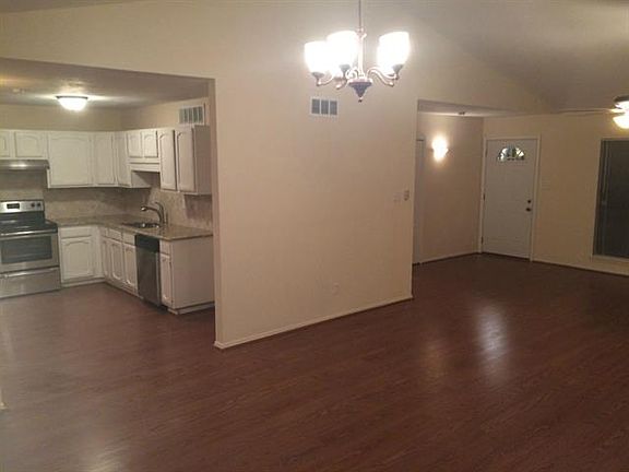 5th image of 1332 Mistywood Ln