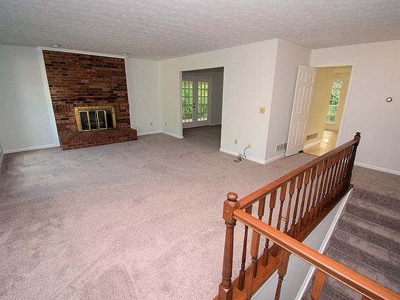 2nd image of 3544 Forestoak Ct
