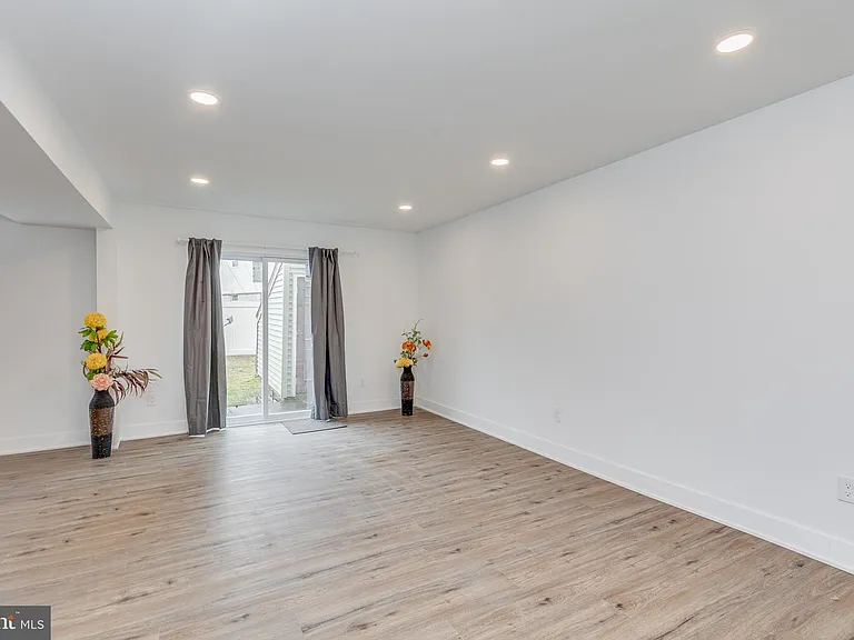 705 Mason Run — Photo 12