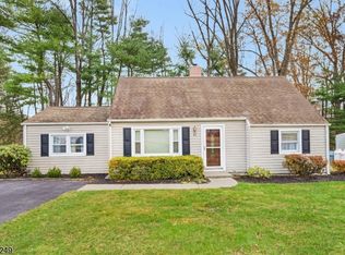 45 Memory Ln, Denville, NJ 07834
