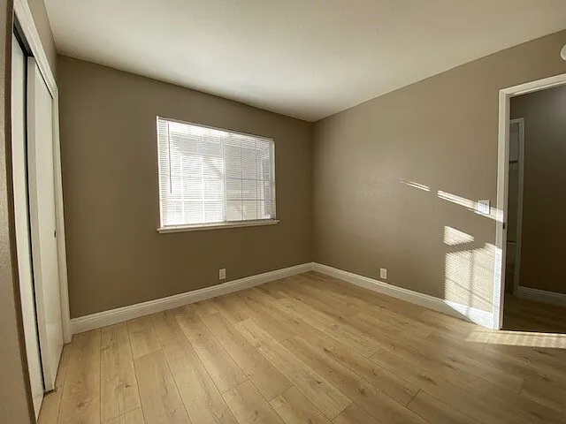 412 Lakeside Way — Photo 25