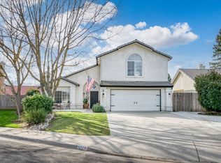 822 N Stanford Ave, Clovis, CA 93611