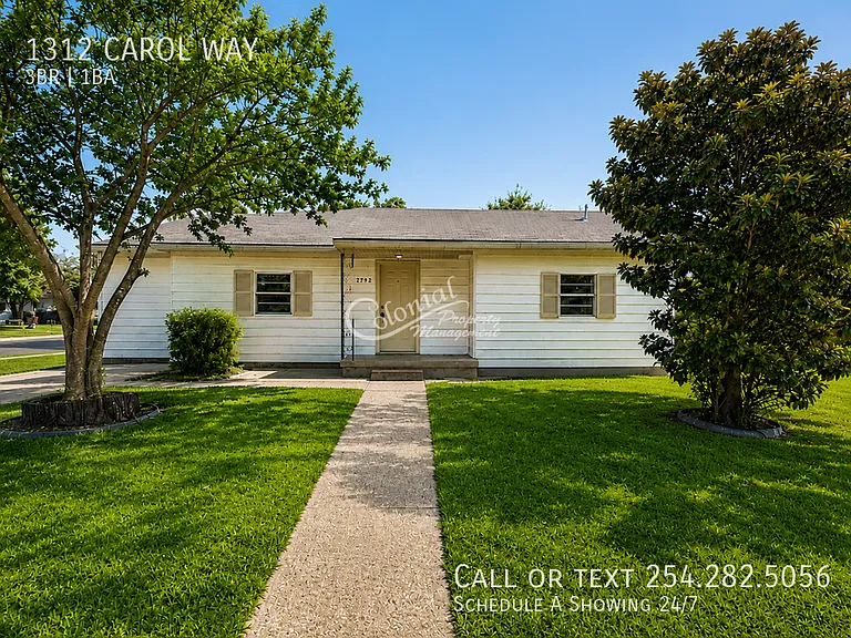 1312 Carol Way — Photo 1