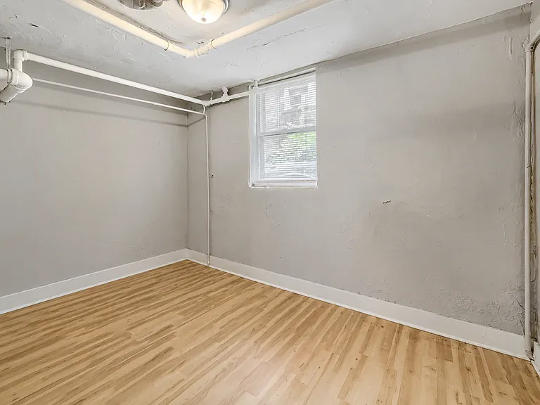 1712 Grand Ave — Photo 25