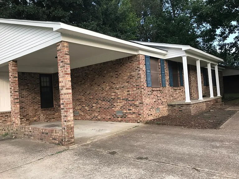 20 Live Oak Pl — Photo 3