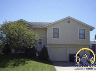 7307 SW 25th St, Topeka, KS 66614