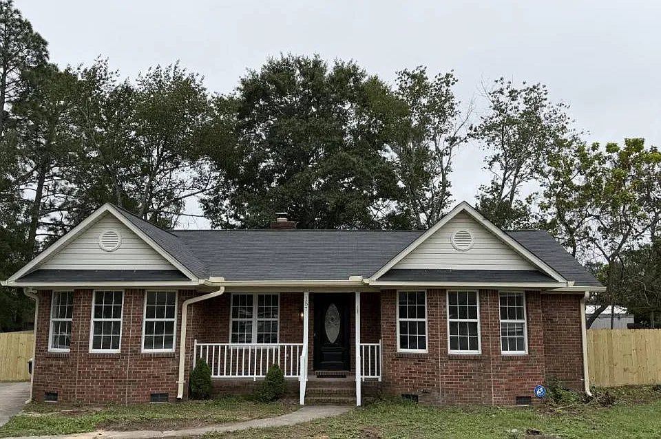 157 Yardley Farms Dr