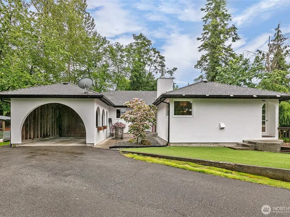 42822 257th Avenue SE, Enumclaw, WA 98022