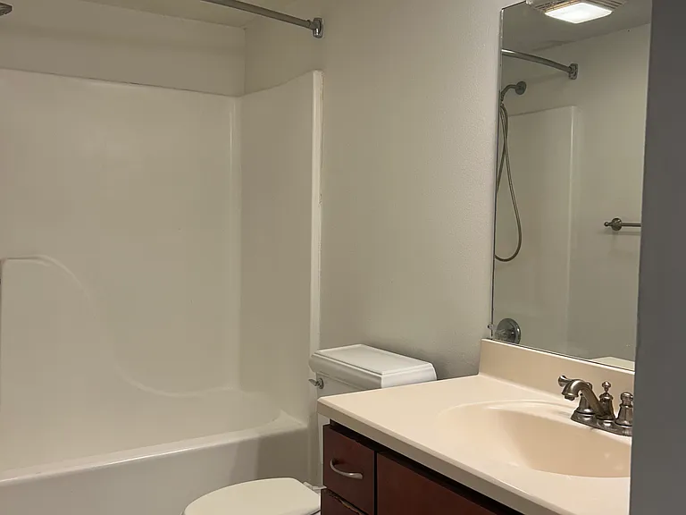 127 Fieldcrest St #101 — Photo 10