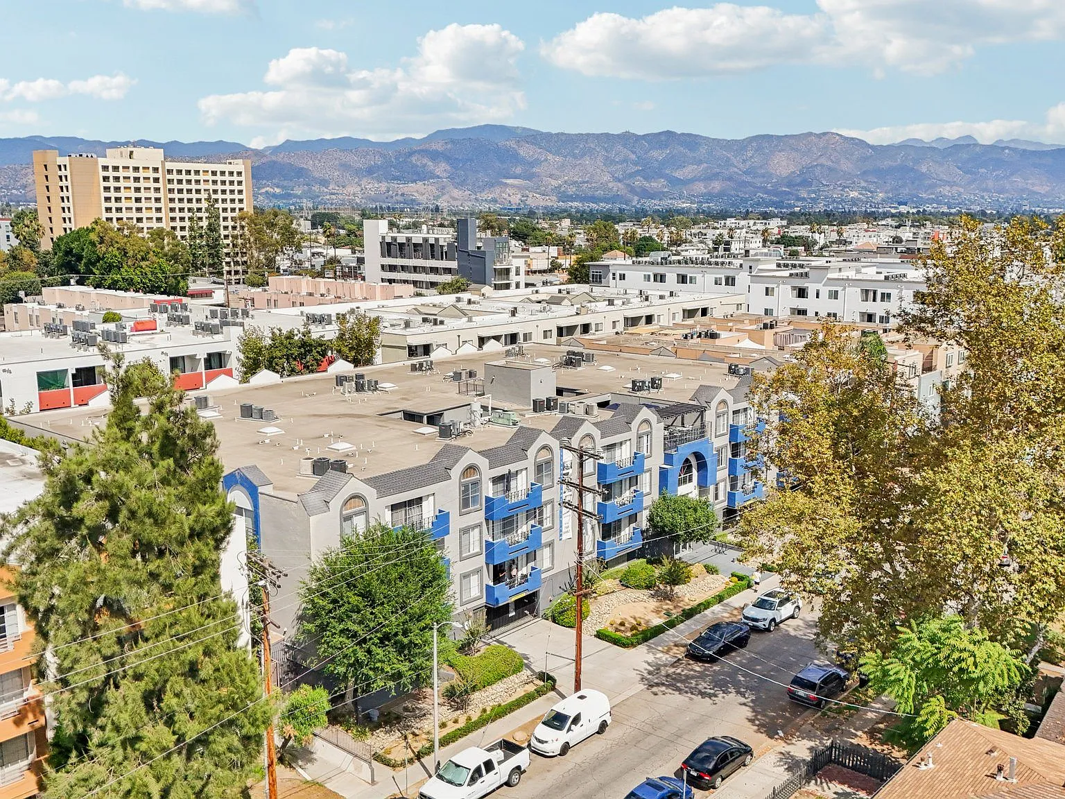 Windfaire Apartments — Photo 1