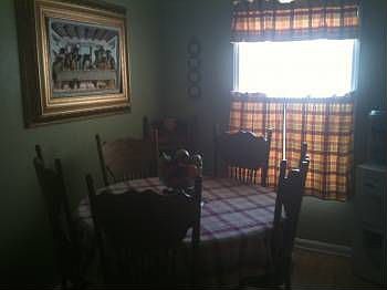 3rd image of 4825 Hamlett Dr