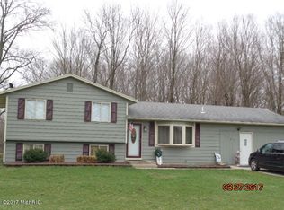 2757 S Park Rd, Eau Claire, MI 49111