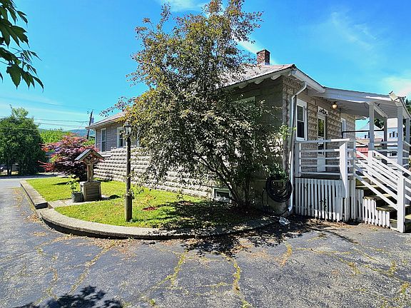 4th image of 21 River St