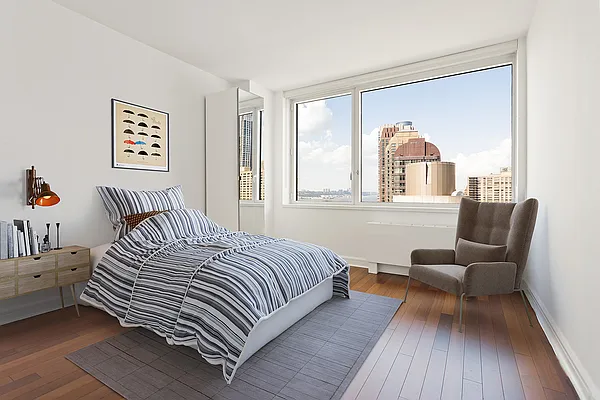 Sold by BLU Real Estate | media 7