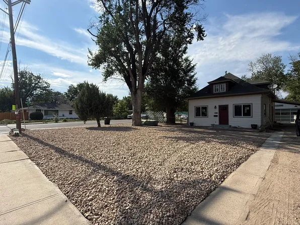 1132 Mountain View Ave, Longmont, CO 80501