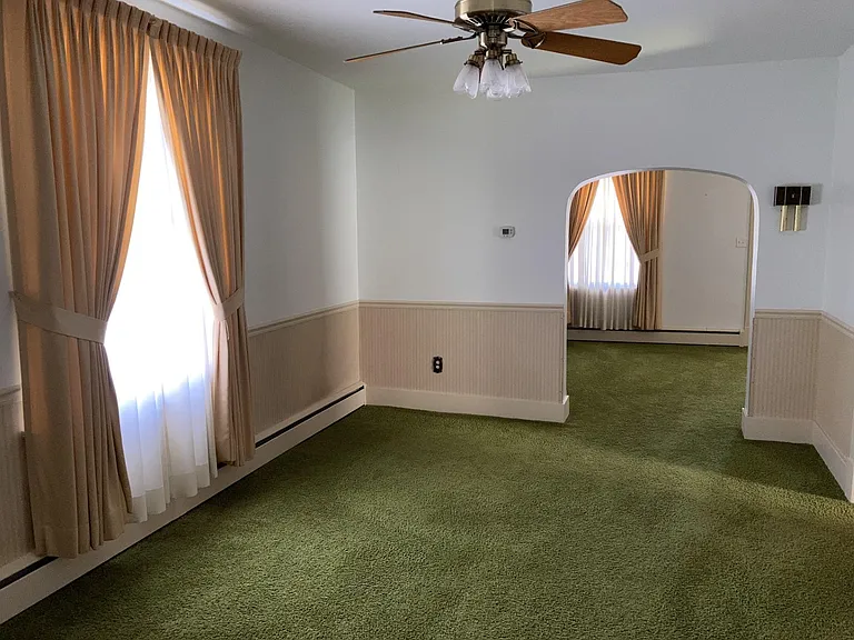 1142 Bechtel St — Photo 14