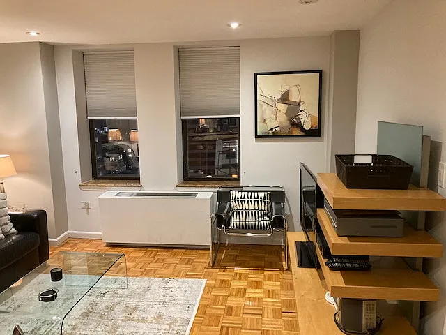 150 W 51st St #2026 — Photo 4