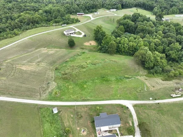 Intrepid Dr, Pt Pleasant, WV 25550