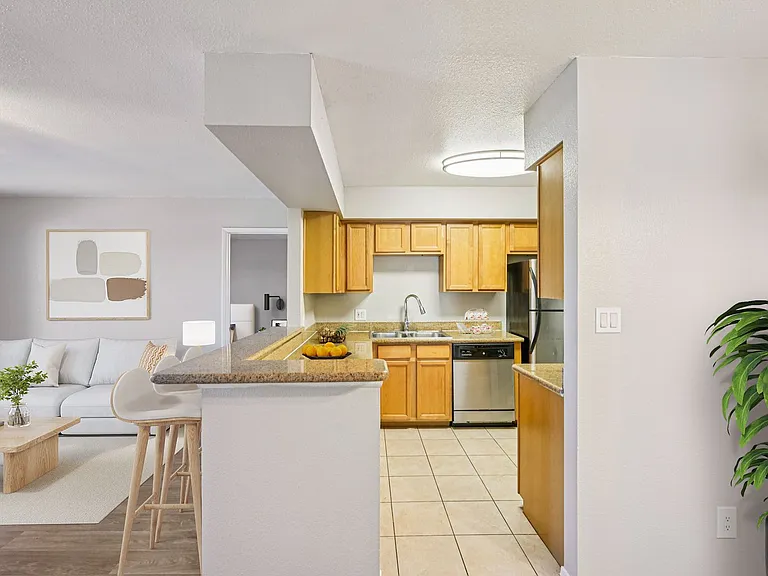 Jade Ridge Apartments — Photo 86