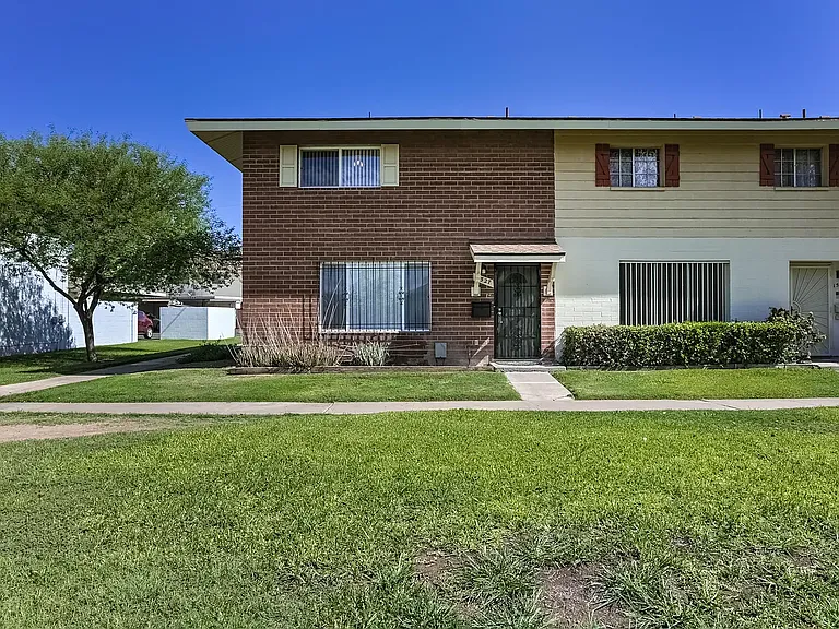 1527 W Hazelwood St — Photo 16