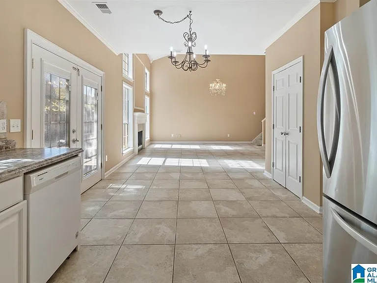 2148 Forest Lakes Ln — Photo 14