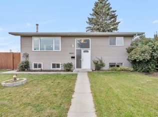 9883 E Athens Rd SE, Calgary, AB T2J 1B8