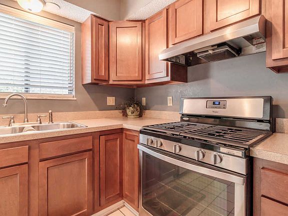 5th image of 6159 Stornoway Dr S