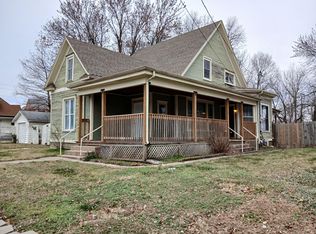 521 W Nichols St, Springfield, MO 65802